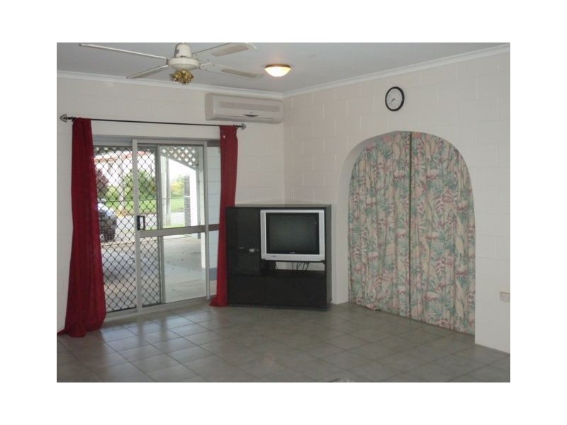 5 Yangoora Street, White Rock QLD 4868