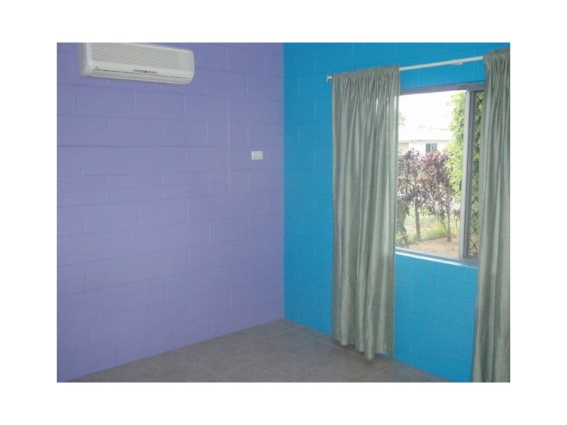 5 Yangoora Street, White Rock QLD 4868