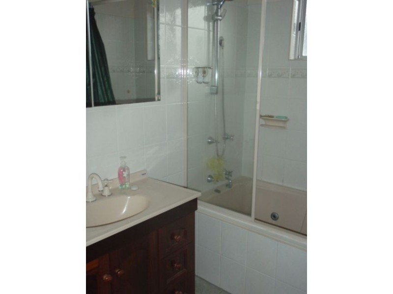 5 Yangoora Street, White Rock QLD 4868