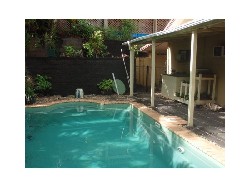 157 Currawong Street, Bayview Heights QLD 4868