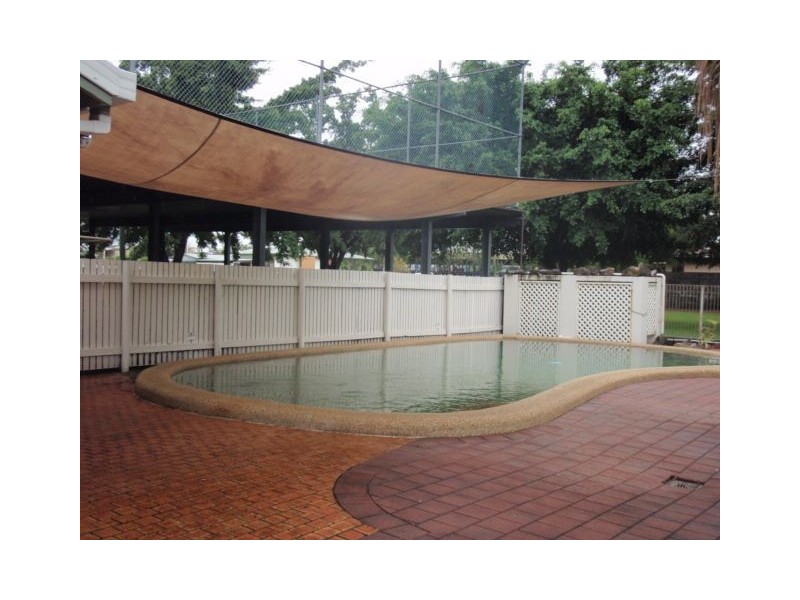 27/87 Earl Street, Westcourt QLD 4870