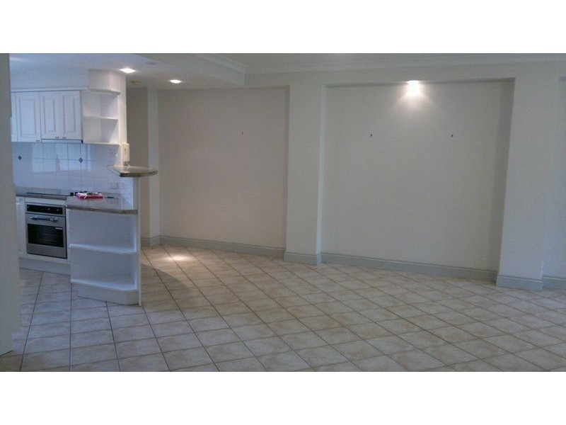 108/72 Kowinka Street, White Rock QLD 4868