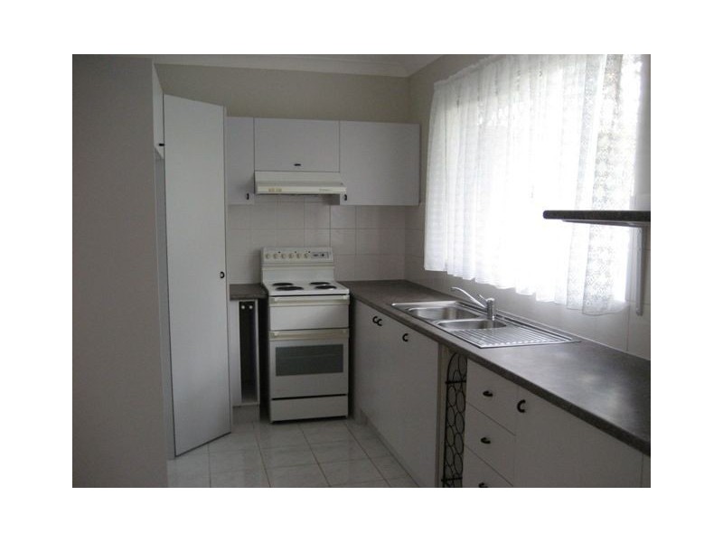 8/19 Springfield Cresent, Whitfield QLD 4870