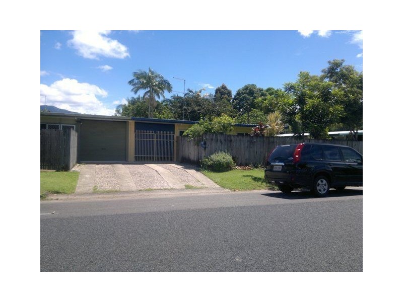 1B Compass Close, Edge Hill QLD 4870