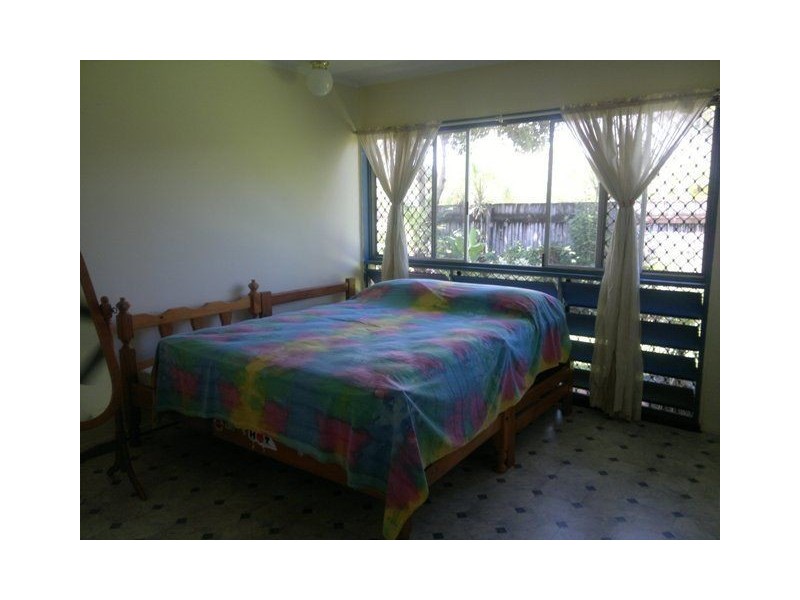 1B Compass Close, Edge Hill QLD 4870