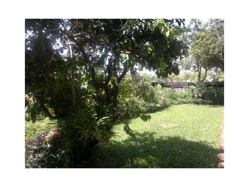 1B Compass Close, Edge Hill QLD 4870
