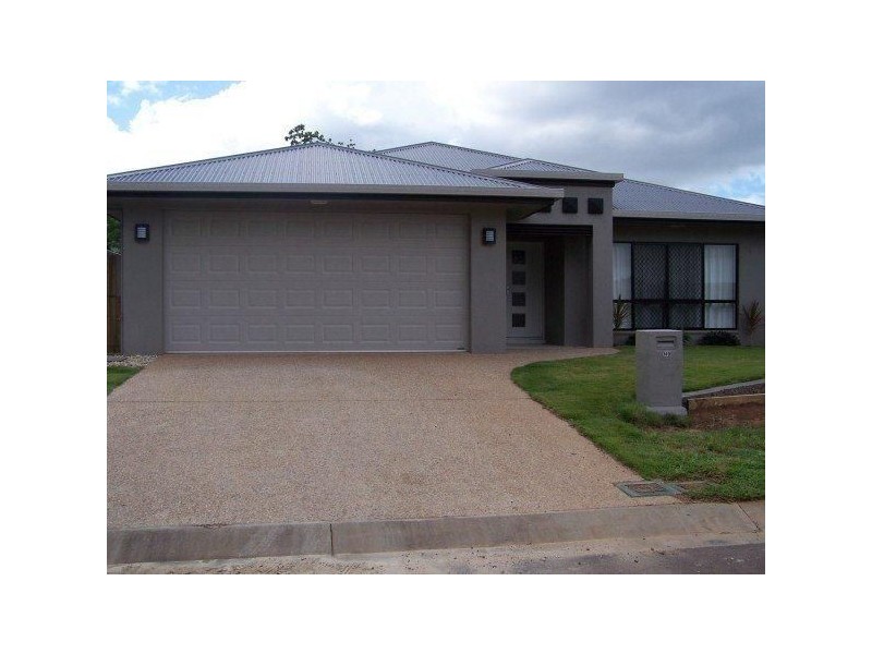 8 Capricorn Street, Bentley Park QLD 4869