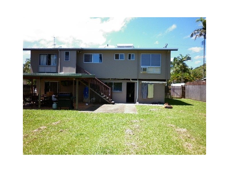 44 Alberta Drive, Woree QLD 4868