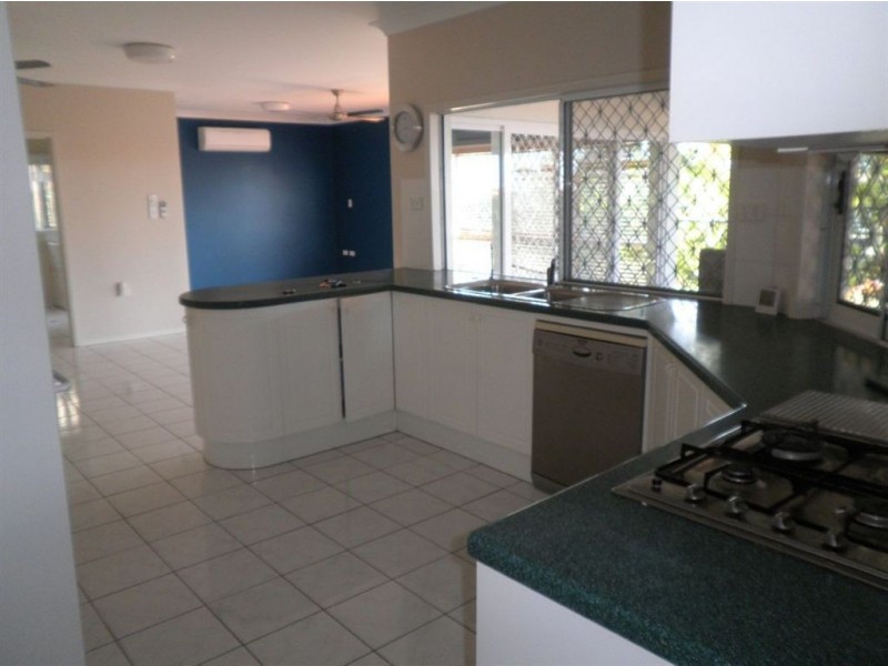 12 Rosemont Court, Mooroobool QLD 4870