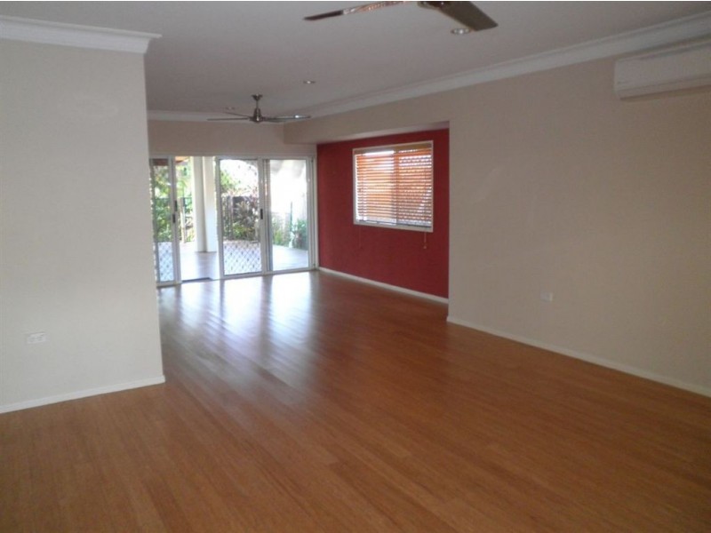 12 Rosemont Court, Mooroobool QLD 4870