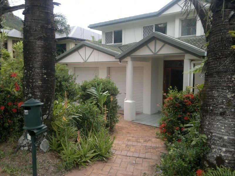 12 Rosemont Court, Mooroobool QLD 4870