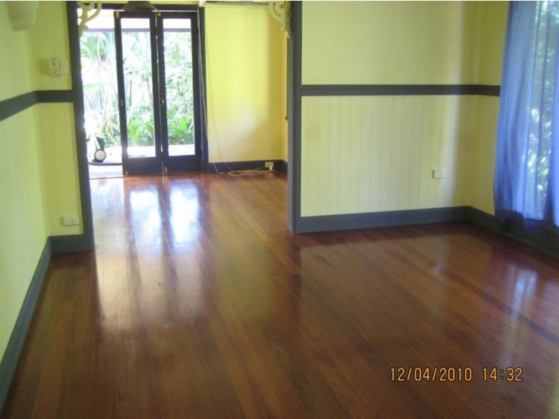 55 Upper Perkins, Manoora QLD 4870