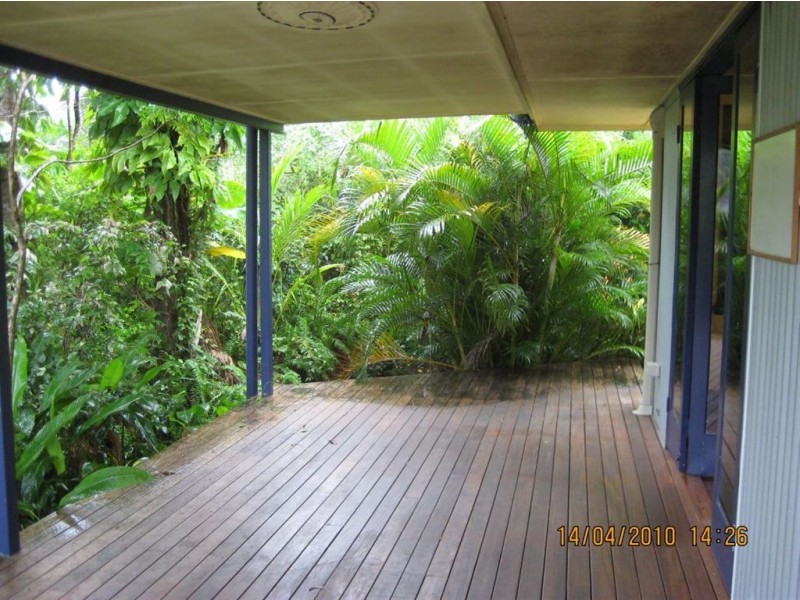 55 Upper Perkins, Manoora QLD 4870