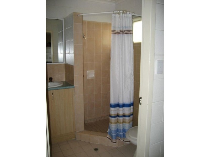 381/21 Anderson Road, Woree QLD 4868