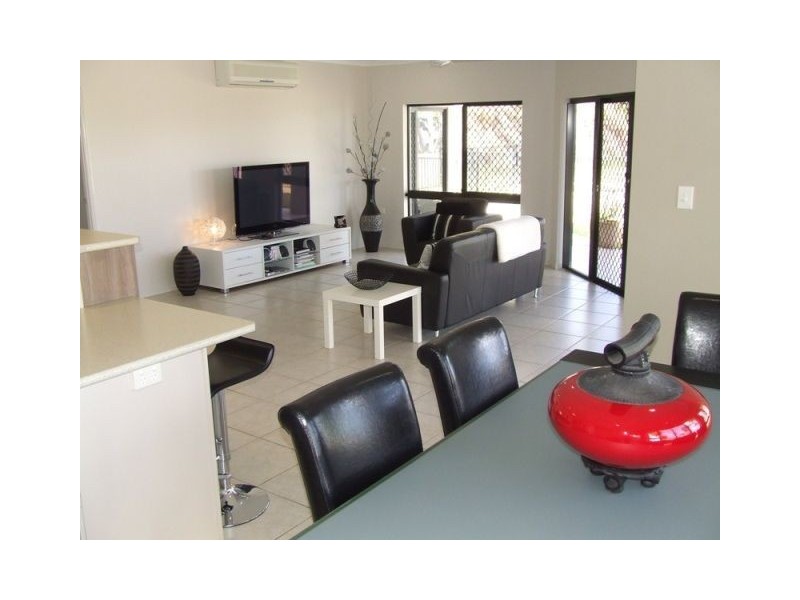 40 East Parkridge Drive, Brinsmead QLD 4870