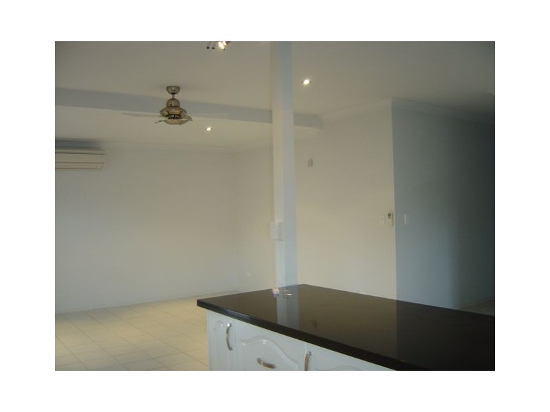 2 Warrego Street, Cairns QLD 4870