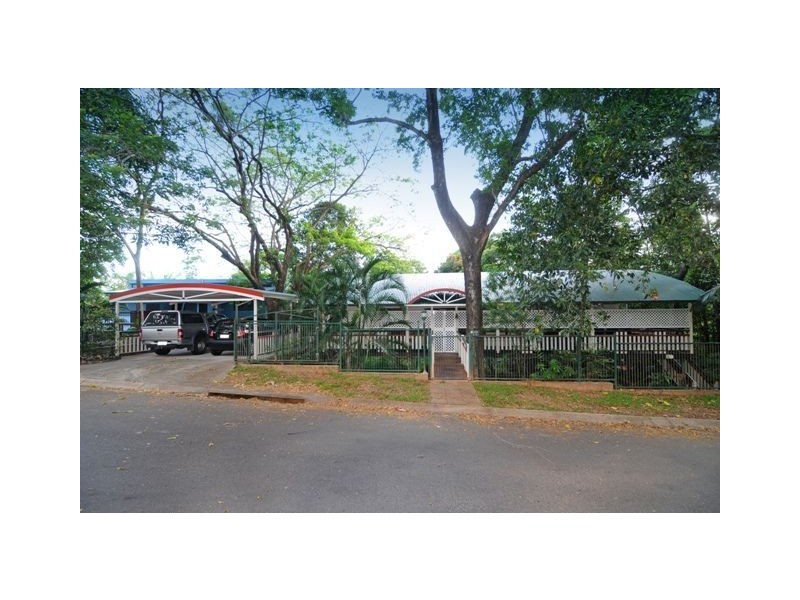 2 Raintree Place, Edge Hill QLD 4870