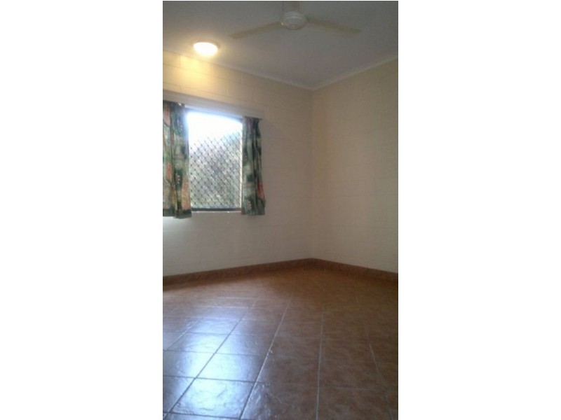 3/29 Creedy, Westcourt QLD 4870