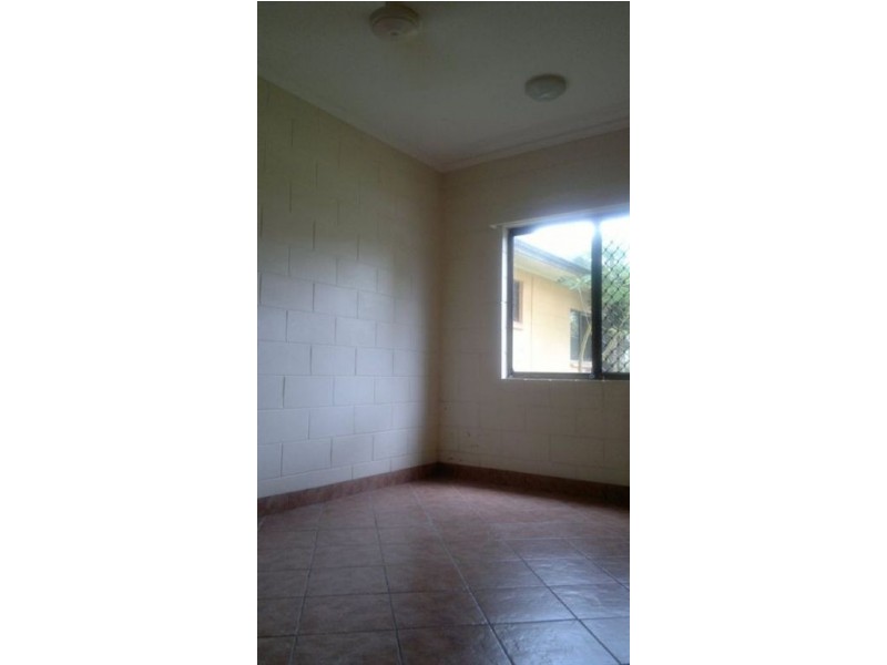 3/29 Creedy, Westcourt QLD 4870