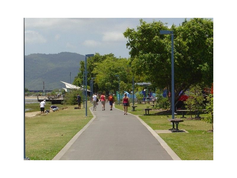 24/7A Grantala Street, Whitfield QLD 4870