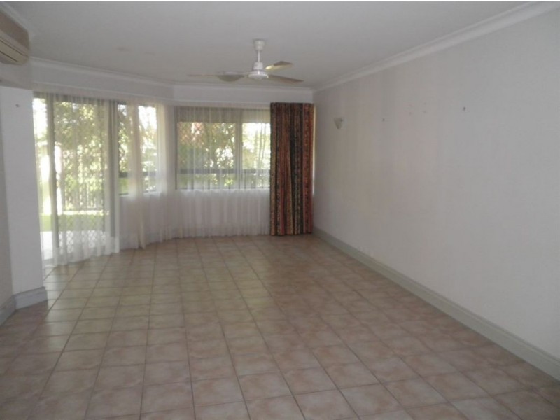 101/72 Kowinka Street, White Rock QLD 4868