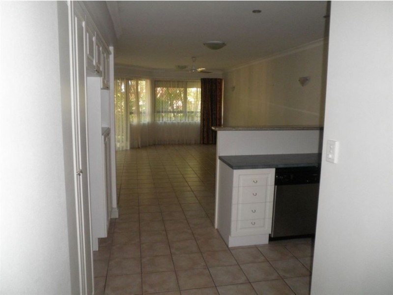 101/72 Kowinka Street, White Rock QLD 4868