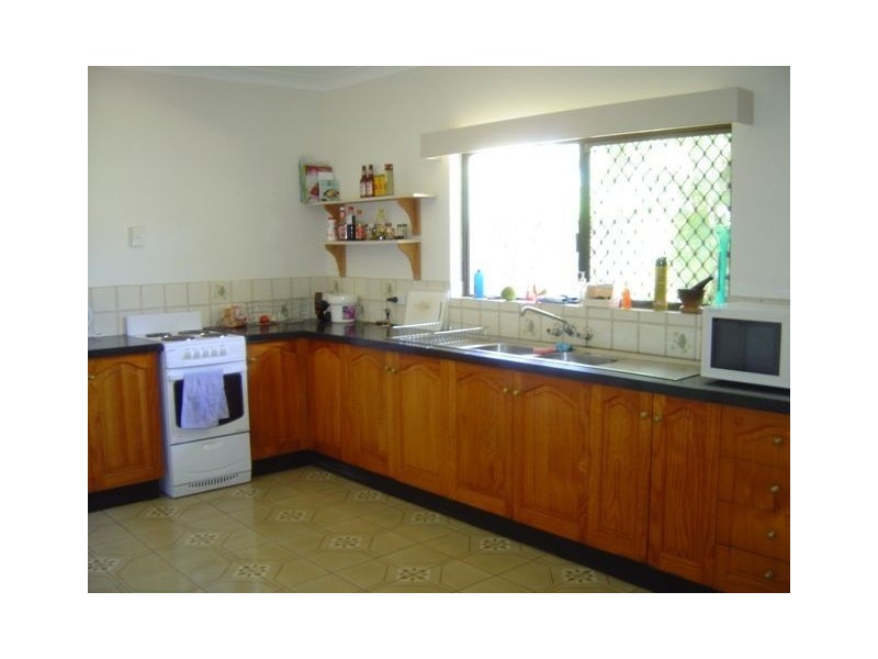 14 Coleus, Mooroobool QLD 4870