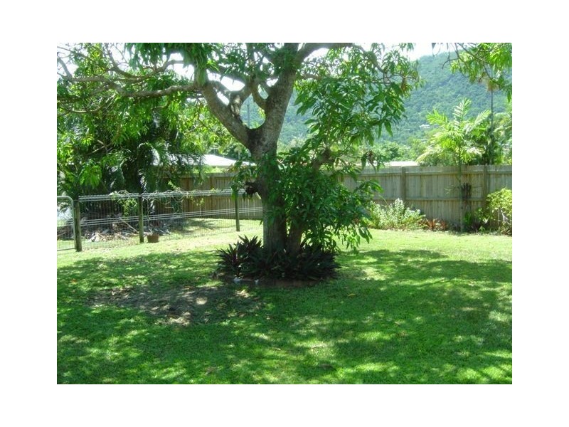 14 Coleus, Mooroobool QLD 4870