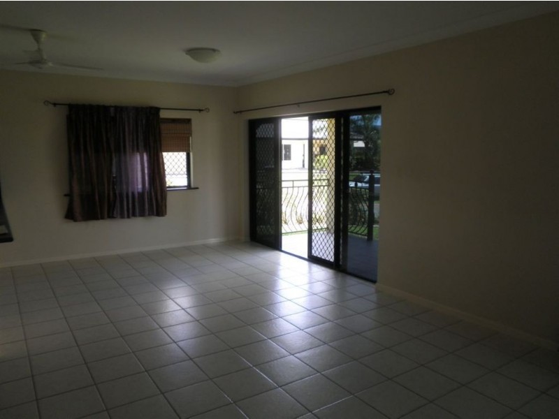 4 Picnic, White Rock QLD 4868