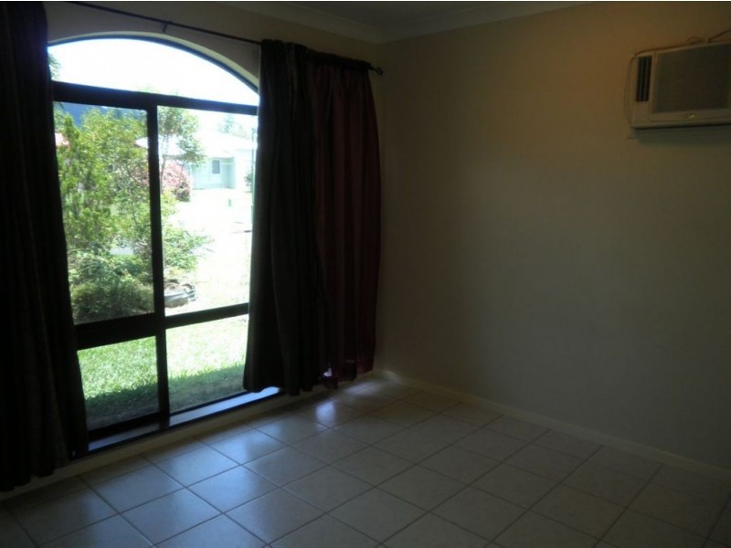 4 Picnic, White Rock QLD 4868