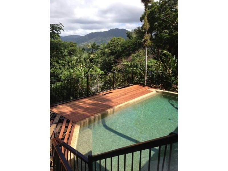 2-3 Woodlands Avenue, Edge Hill QLD 4870