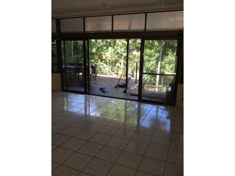 2-3 Woodlands Avenue, Edge Hill QLD 4870