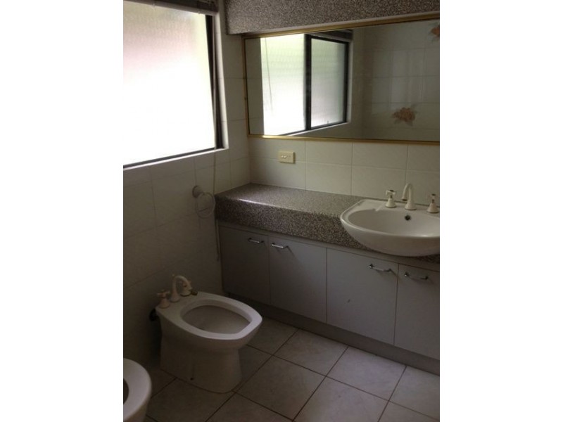 2-3 Woodlands Avenue, Edge Hill QLD 4870