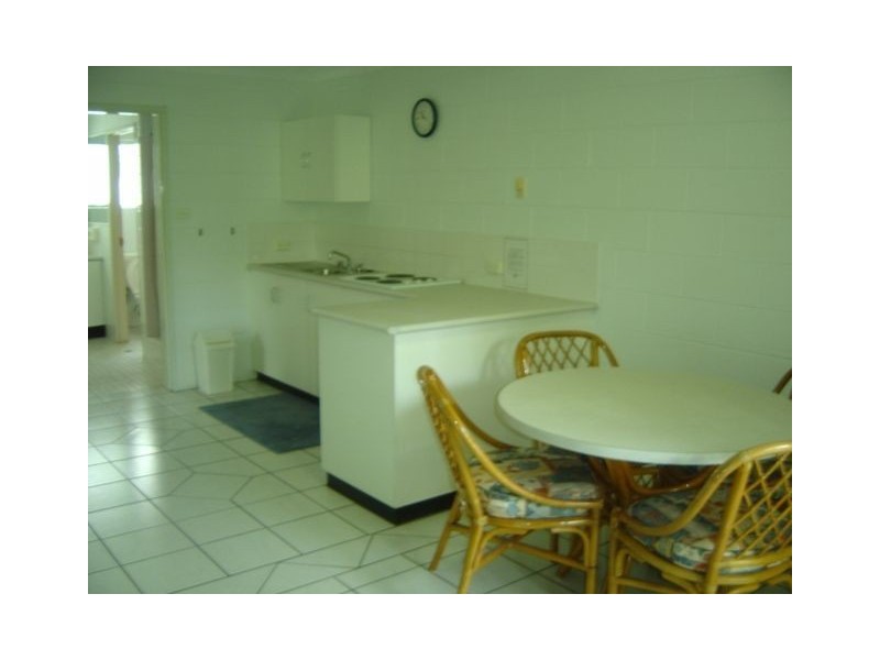 11/161-163 Grafton Street, Cairns North QLD 4870