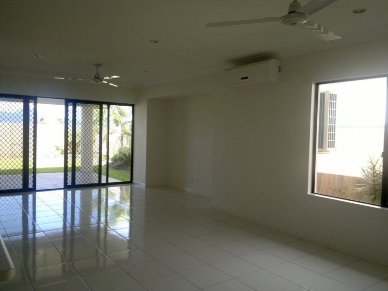 46 Cityview Crescent, Mooroobool QLD 4870