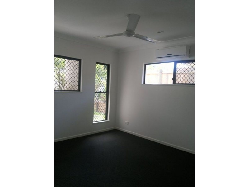 46 Cityview Crescent, Mooroobool QLD 4870