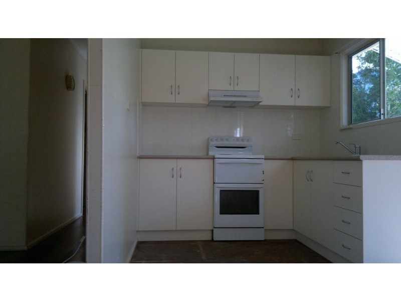 74 Moody Street, Manoora QLD 4870