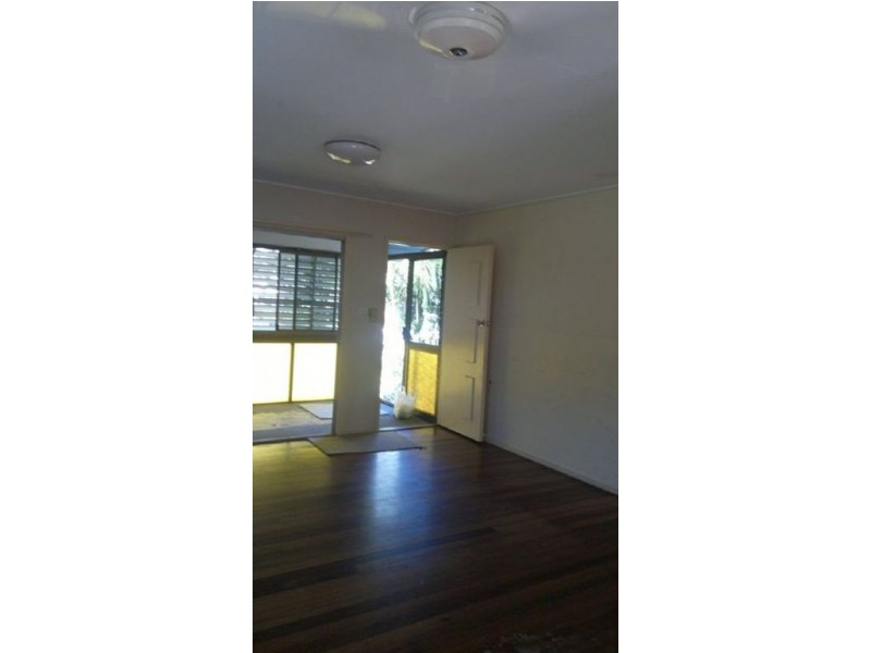 74 Moody Street, Manoora QLD 4870