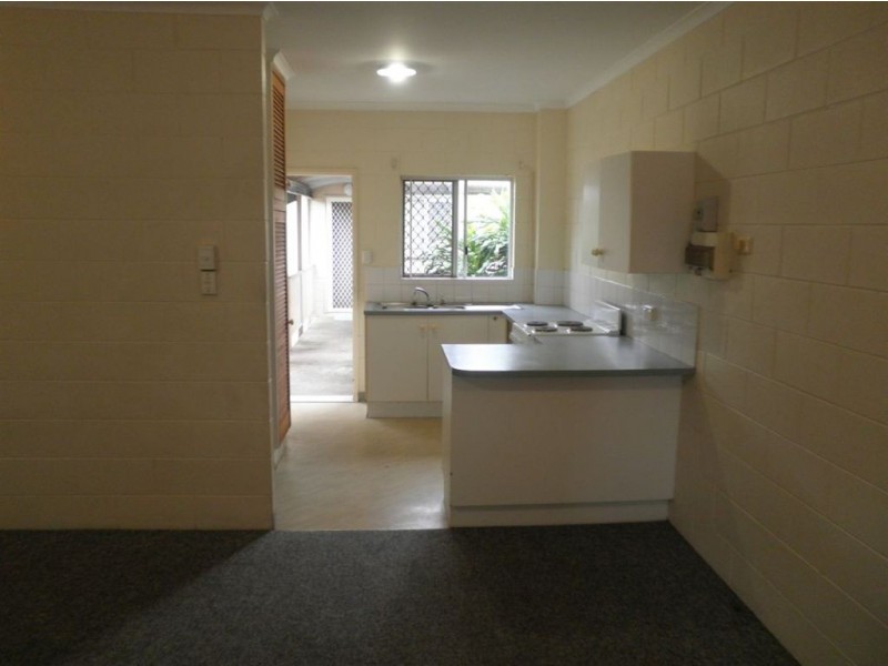 36/7-9 Charlotte, Woree QLD 4868