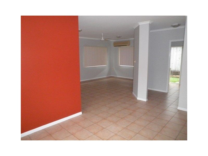 81 Benjamina, Mount Sheridan QLD 4868