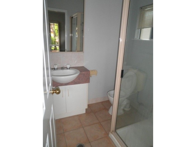 81 Benjamina, Mount Sheridan QLD 4868