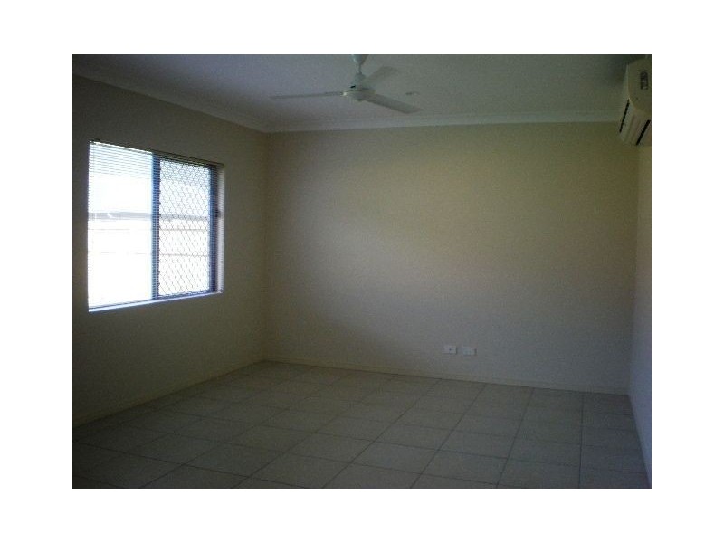 5 Panseni, Edmonton QLD 4869