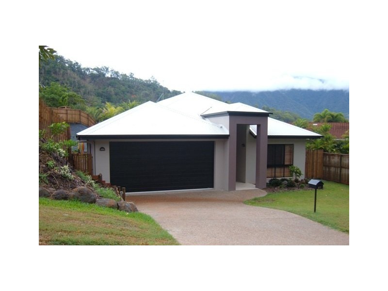 27 Greendale Close, Cairns QLD 4870