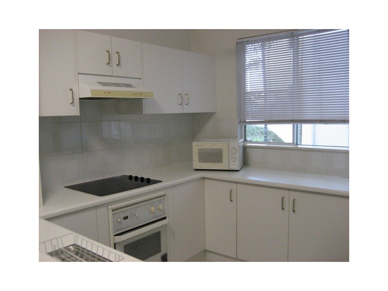 7/158 McLeod St, Cairns QLD 4870