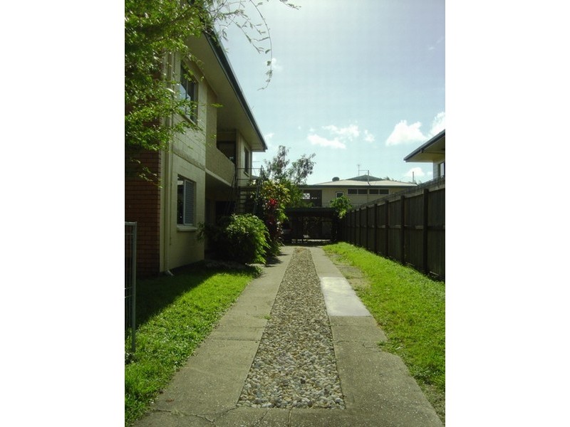 4/34 Creedy Street, Westcourt QLD 4870