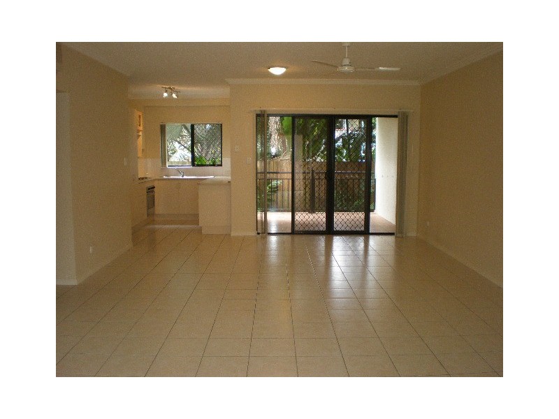 1/183 Martyn Street, Cairns North QLD 4870