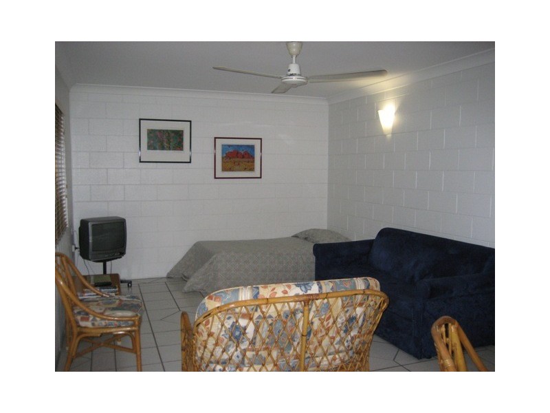 2/161-163 Grafton Street, Cairns QLD 4870