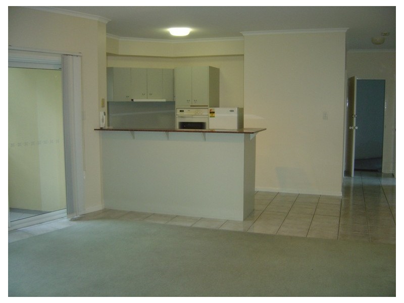 1/25 Digger Street, Cairns QLD 4870