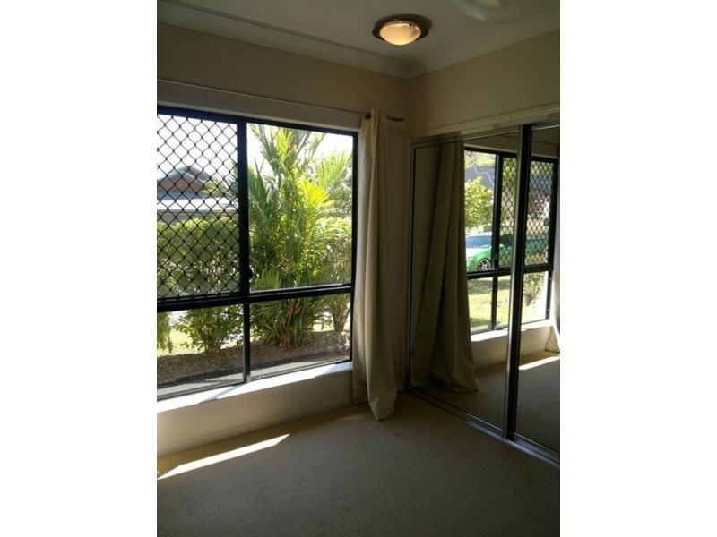 8 Madigans Drive, Mount Sheridan QLD 4868