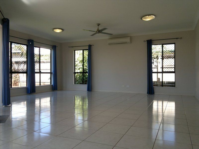 8 Madigans Drive, Mount Sheridan QLD 4868